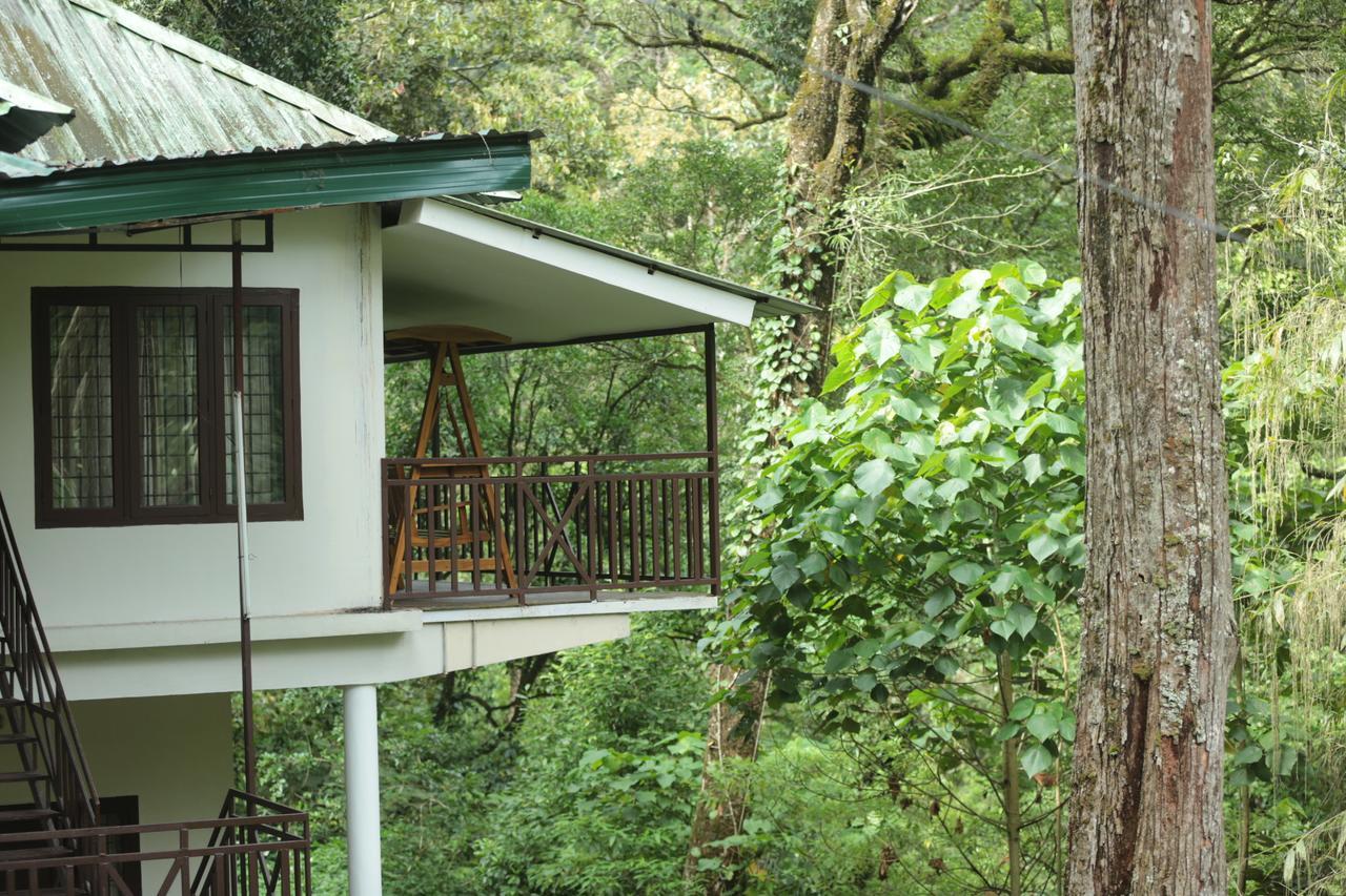מונאר Deep Woods Resort מראה חיצוני תמונה