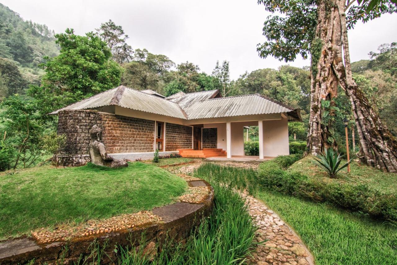 מונאר Deep Woods Resort מראה חיצוני תמונה