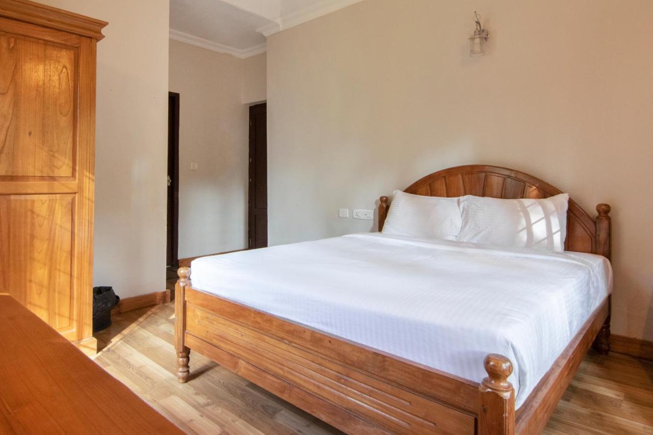 מונאר Deep Woods Resort מראה חיצוני תמונה